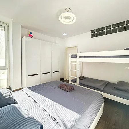 Velvet Tide Escape B18 *