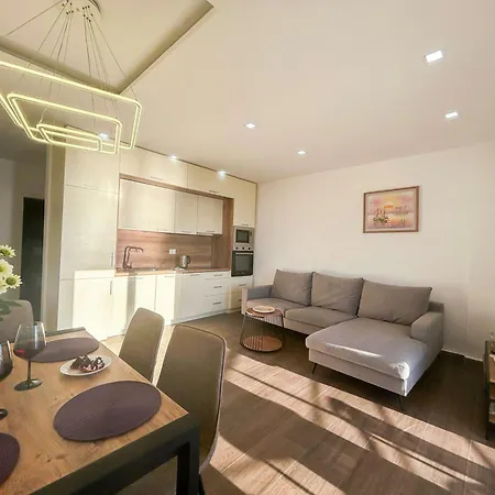 Apartment Velvet Tide Escape B18 *