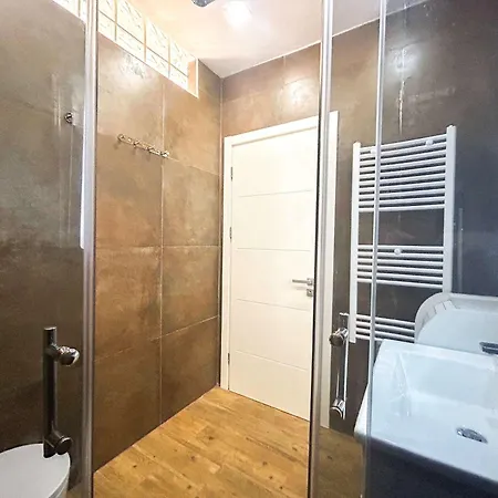 Velvet Tide Escape B18 Apartment