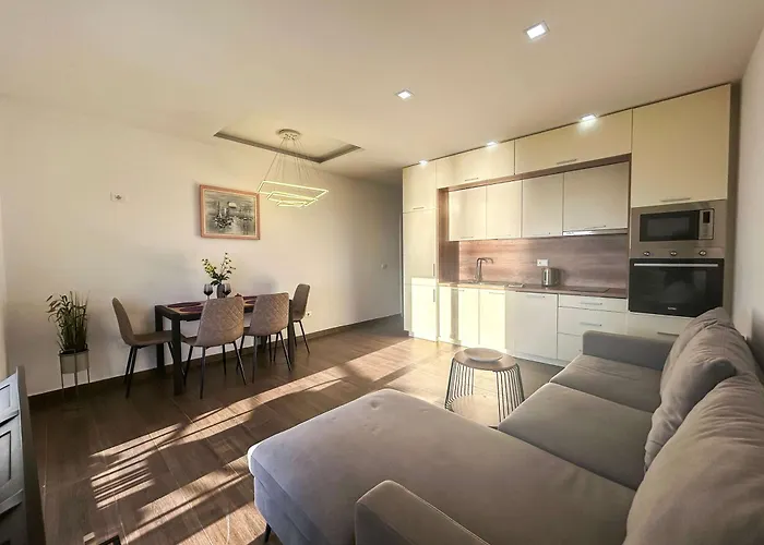 Velvet Tide Escape B18 *