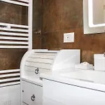 Velvet Tide Escape B18 Apartmán